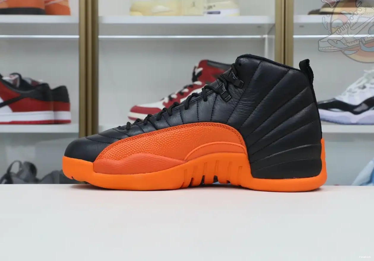 Jordan Jordan 12